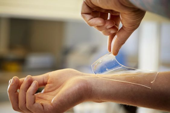 Hydrogel Dressing Flakiness
