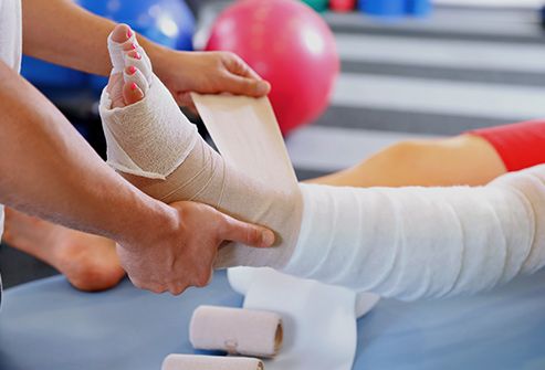 Using pressure to promote wound healing