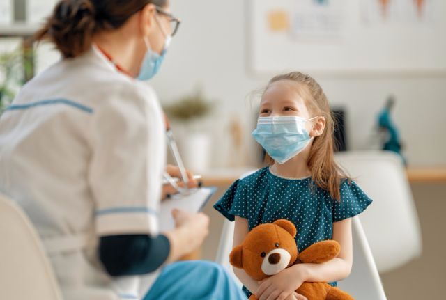 Why do we often use the wrong iodine solution and alcohol at home?