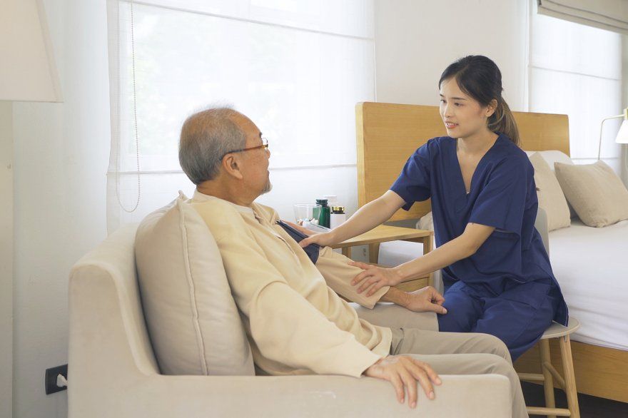 When can the drainage tube be removed?